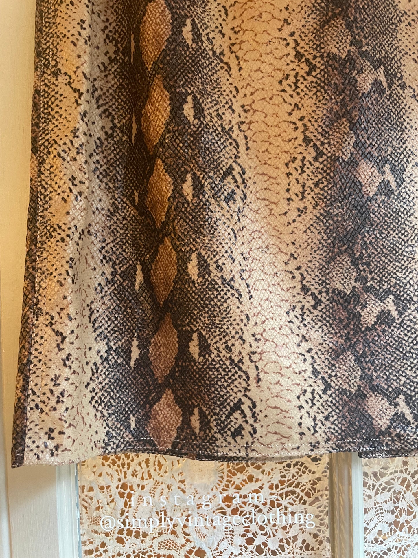 2000s Y2k 1990s Snakeskin Mini Skirt