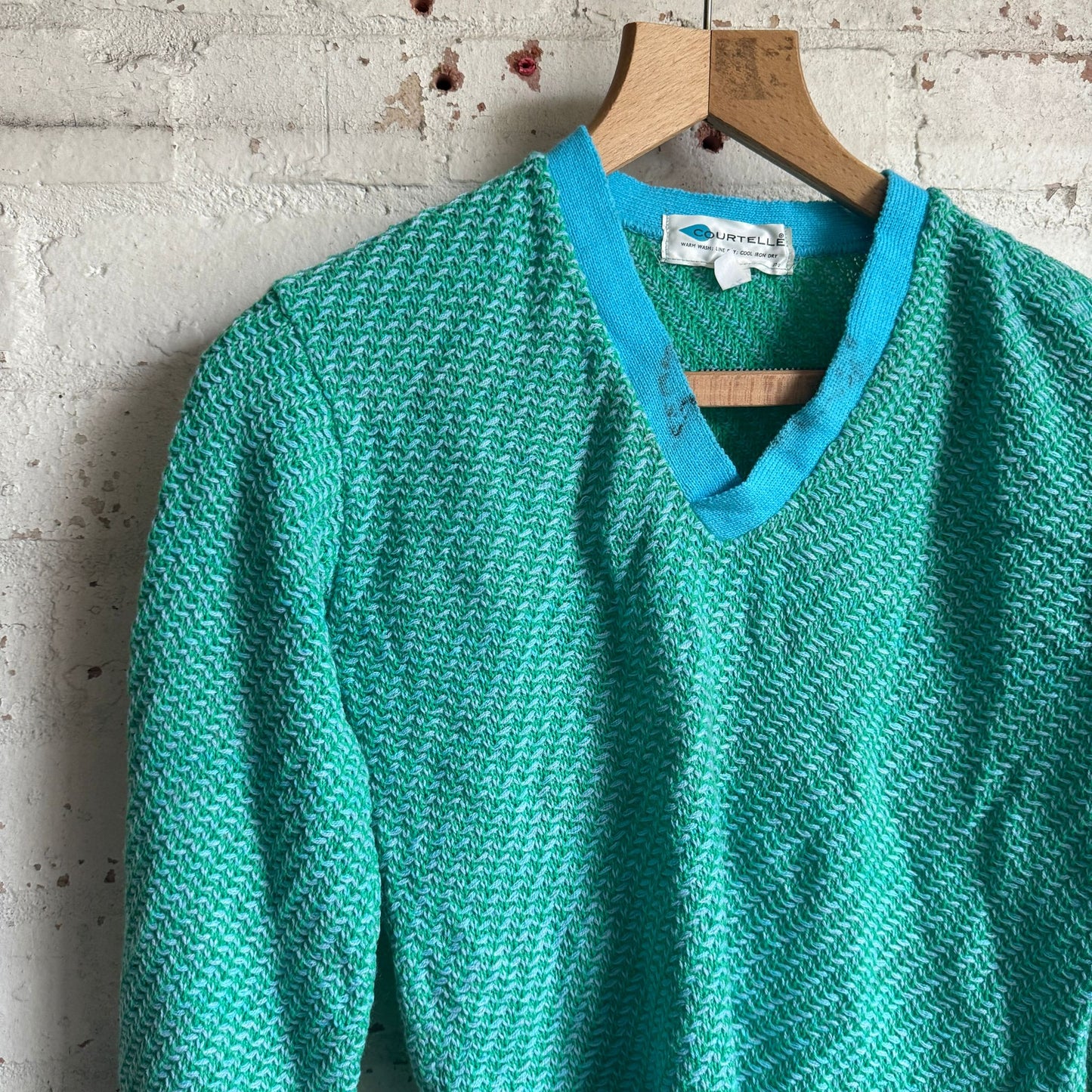 1960s Turquoise V-Neck Knitted Jumper