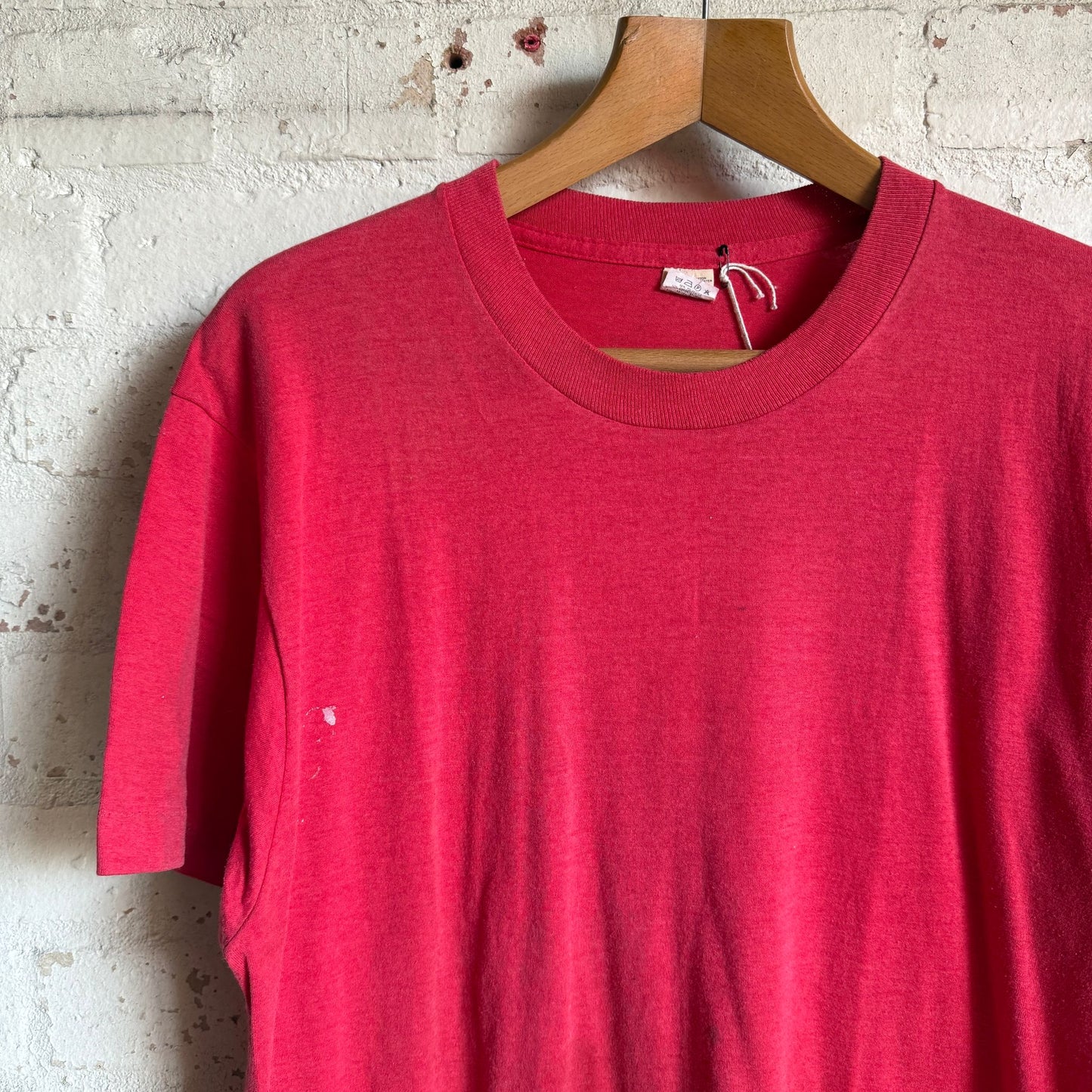 1980s Faded Red Screen Stars Blank T-shirt