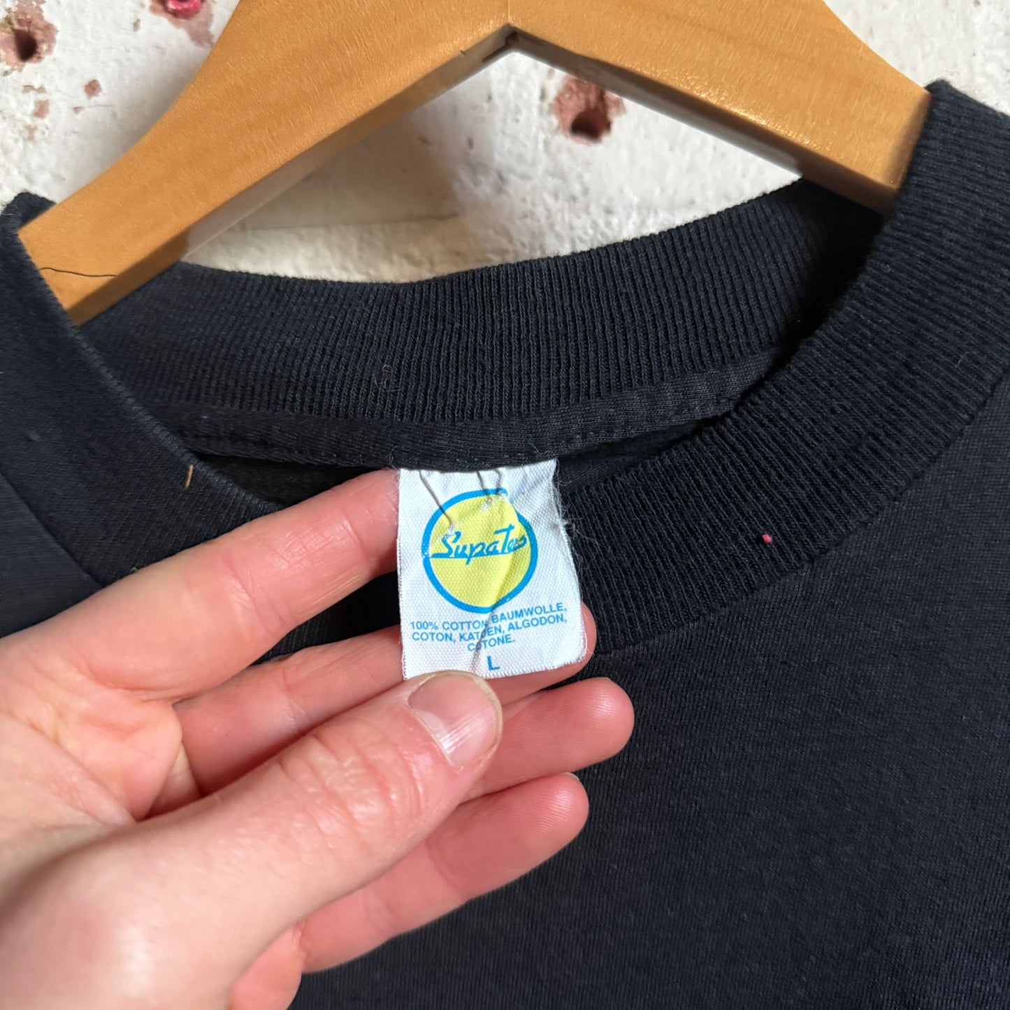 1990s Black World Vision Graphic T-shirt