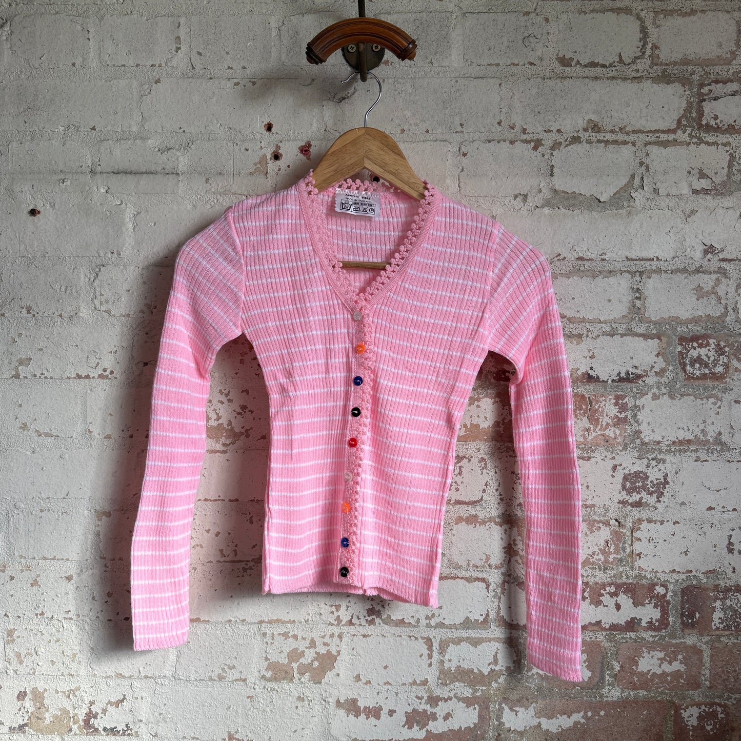 1970s Pink Knitted Long Sleeve Button Top