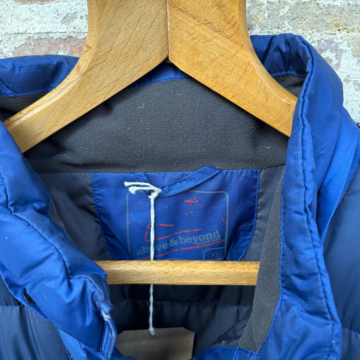 Blue Mountain Equipment Puffer Jacket Coat
