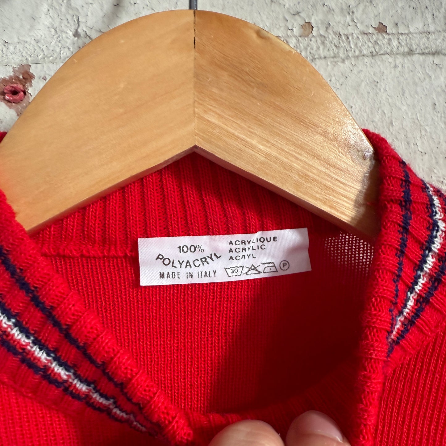 1970s Red Italian Knitted Round Neck Jumper Top