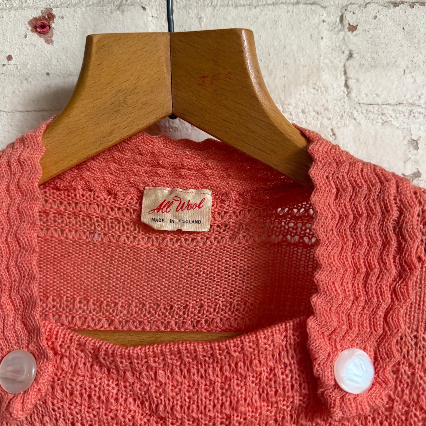 1940s Peach Wool Knitted British Jumper