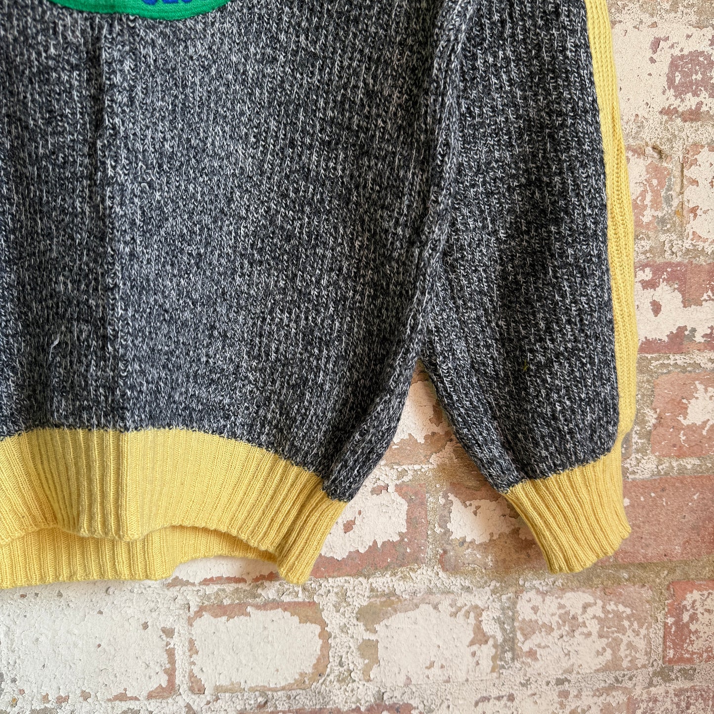 1970s Grey Knitted Italian Graphic Jumper