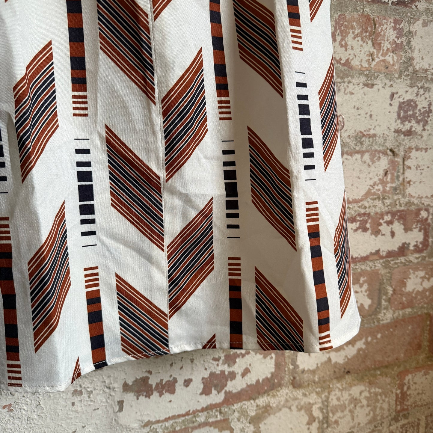 1970s Brown Patterned Blouse Shirt Top