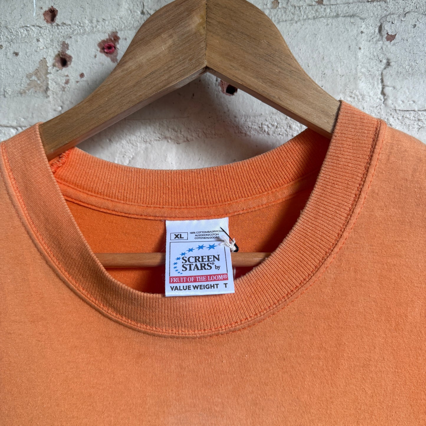 2000s Faded Orange Hastings Graphic T-Shirt