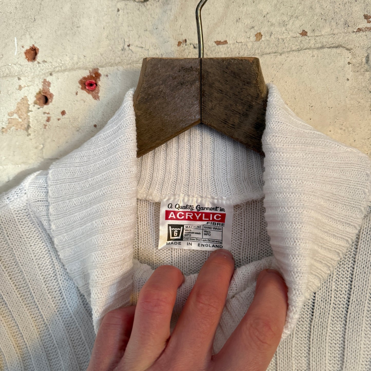 1970s White Knitted Roll Neck Jumper