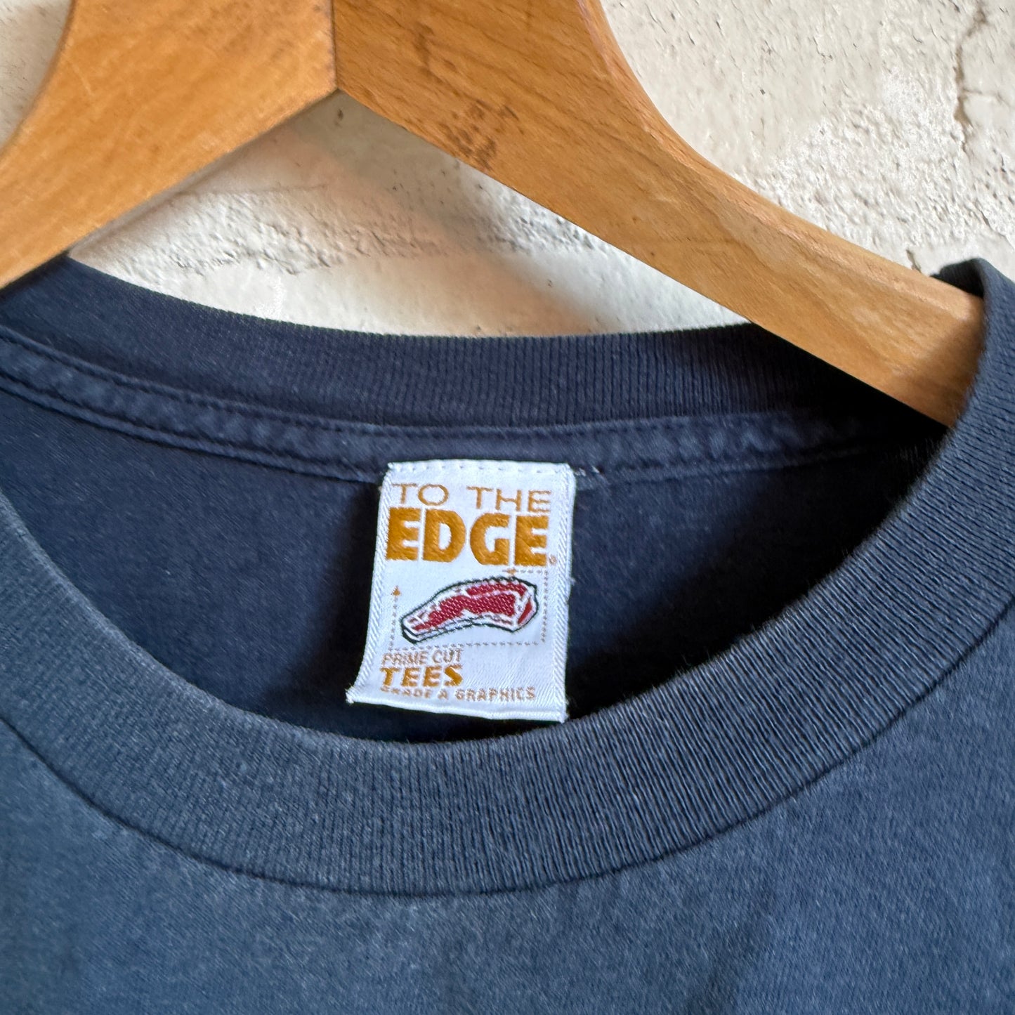 1990s Navy Pet The Pirahana Graphic T-Shirt