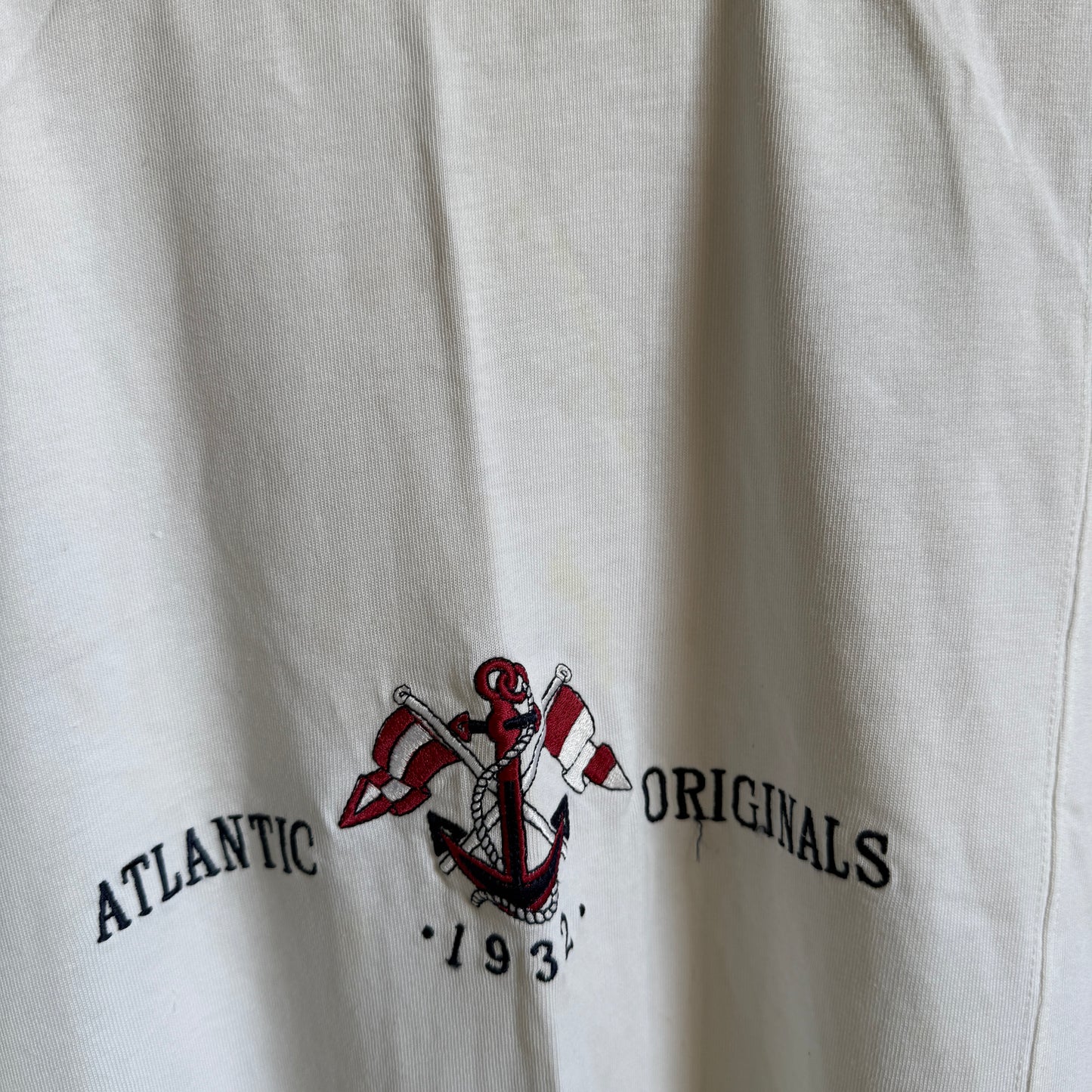 1990s White Round Neck Embroidered T-Shirt