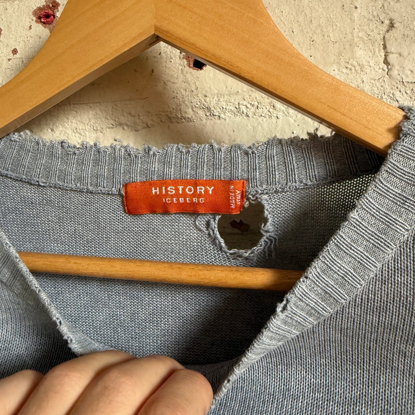 1990s Grey Iceberg History Knitted Jumper