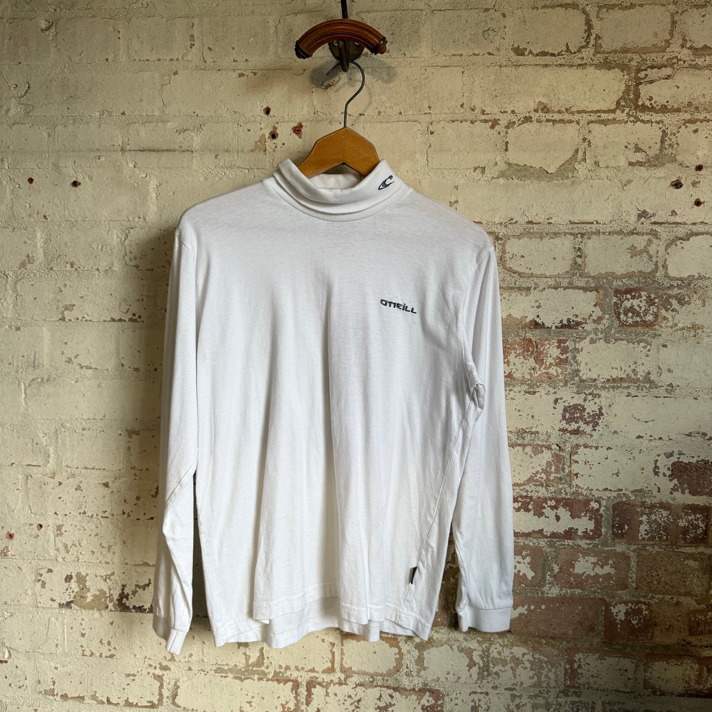 1990s White Oneill Roll Neck Sweatshirt Top