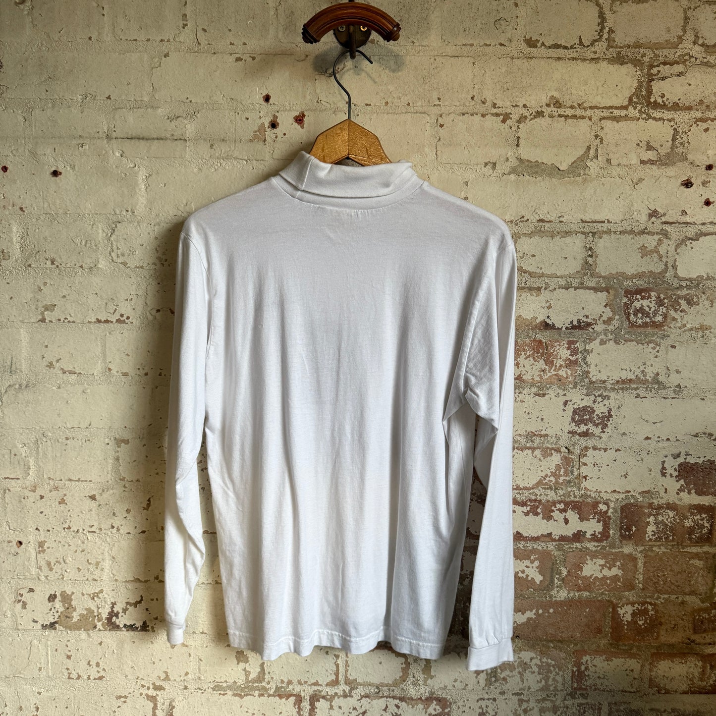 1990s White Oneill Roll Neck Sweatshirt Top