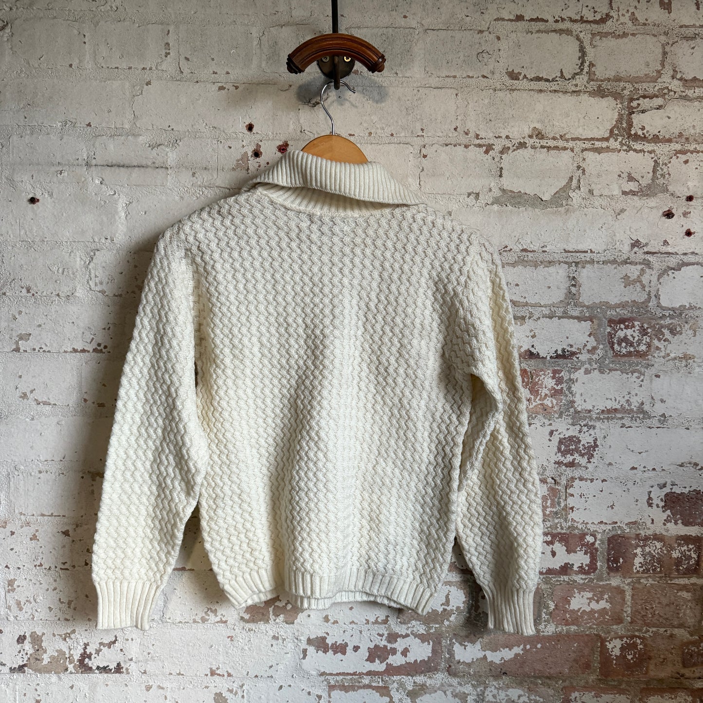 1950s White British Wool Knitted Jumper