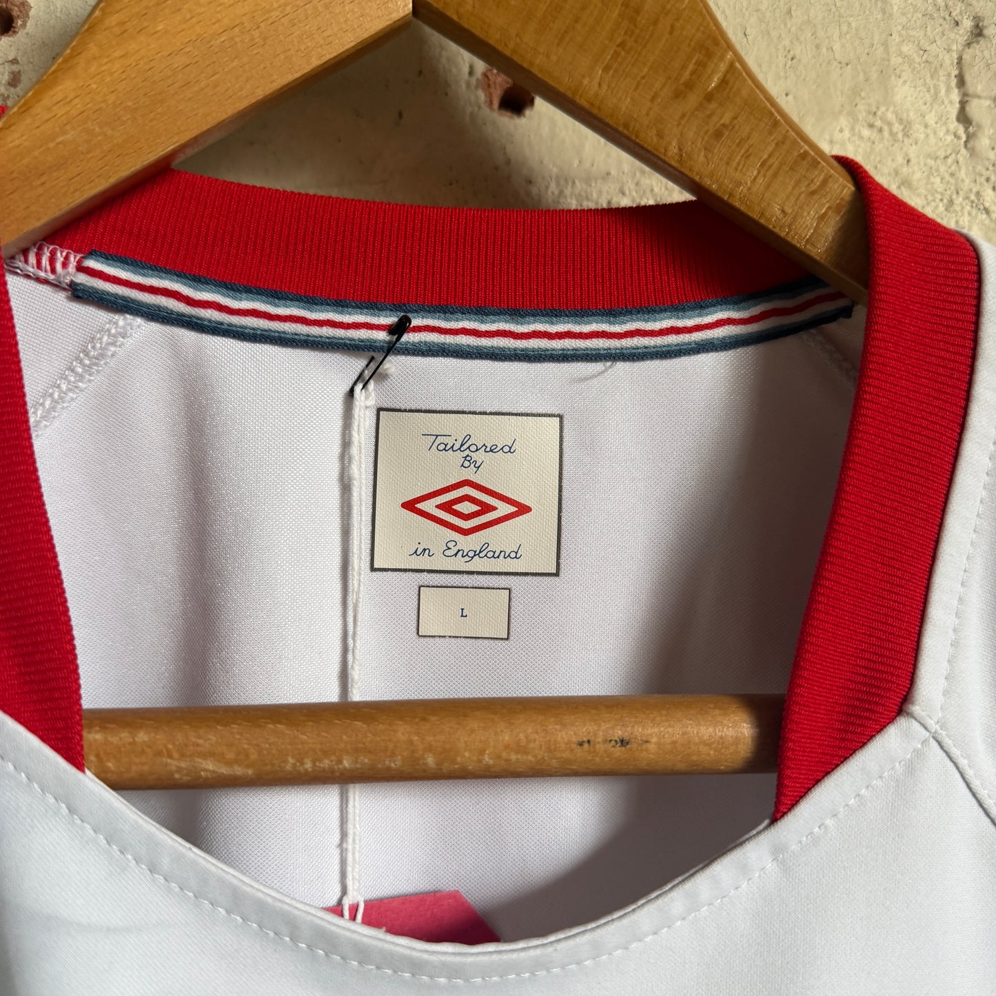 2000s white Umbro England Training T-Shirt
