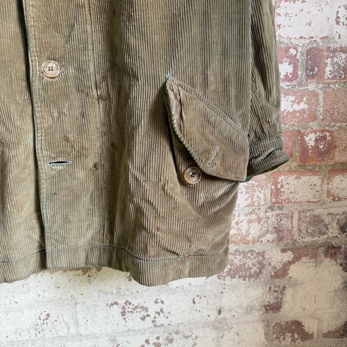 1970s Green Corduroy Invertere Hunting Jacket