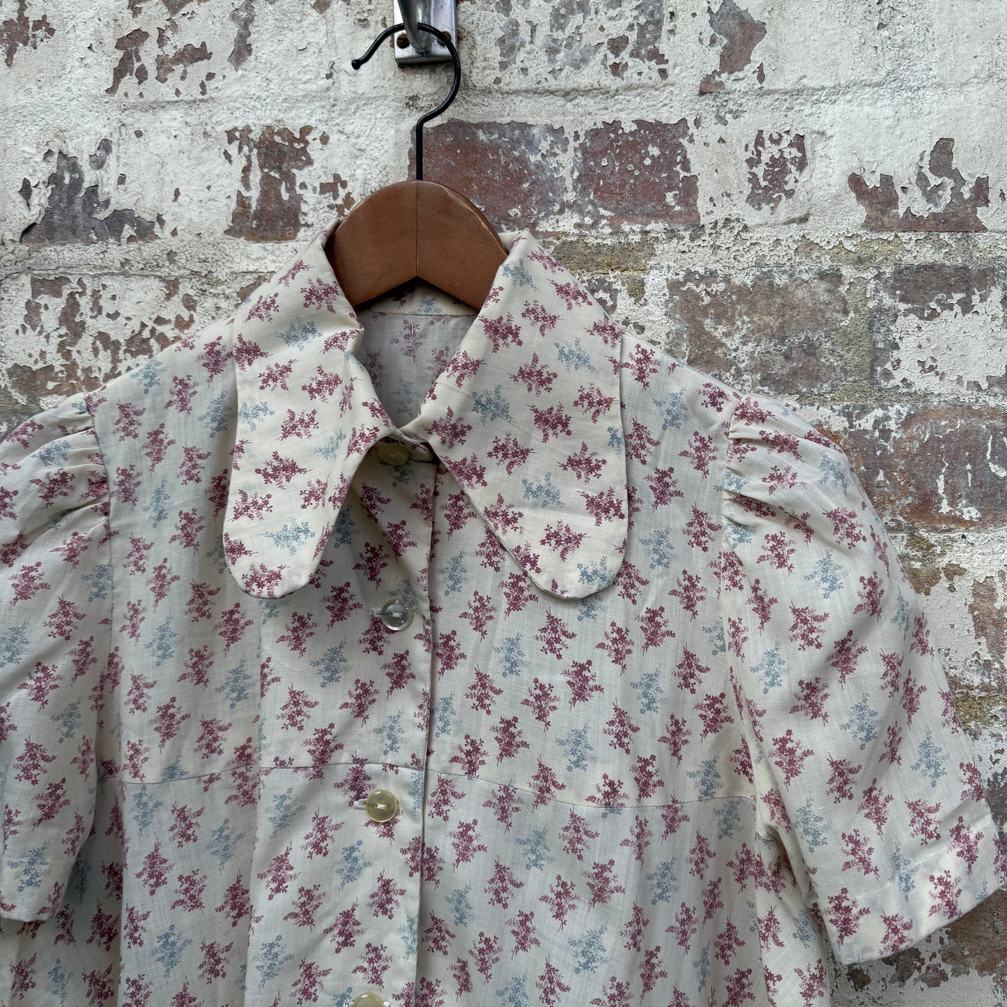 1970s Loop Collar Printed Button Shirt