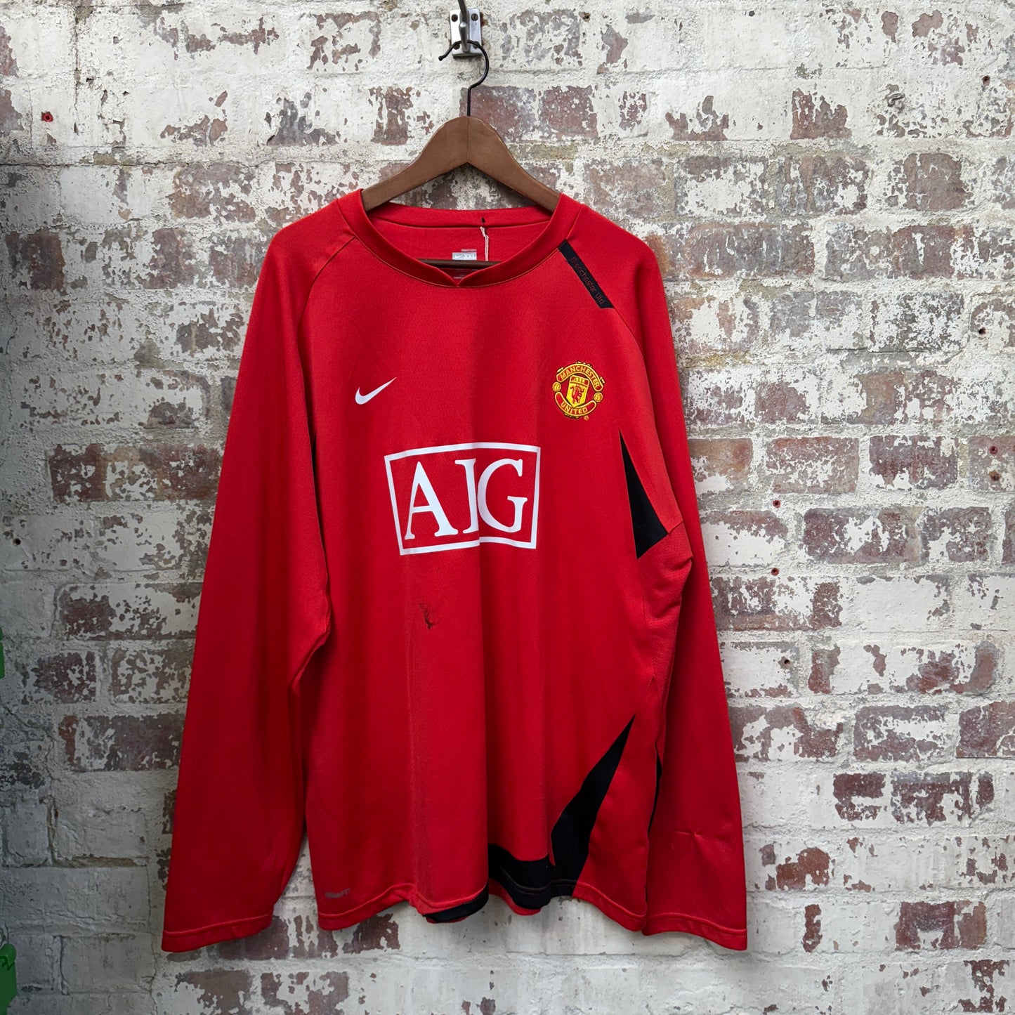 2000s Red Nike Manchester United Training Sweatshirt