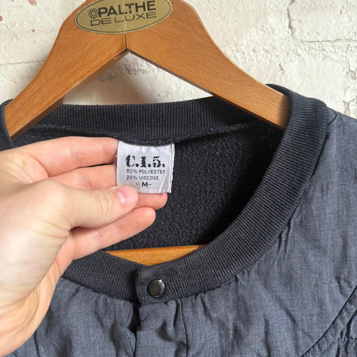 1980s Black Padded Design Sweatshirt