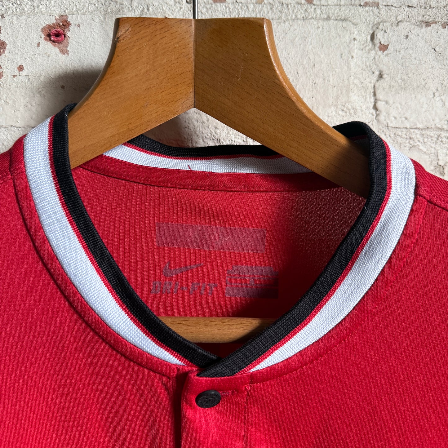 2000s Manchester United Nike Home Football Kit Shirt