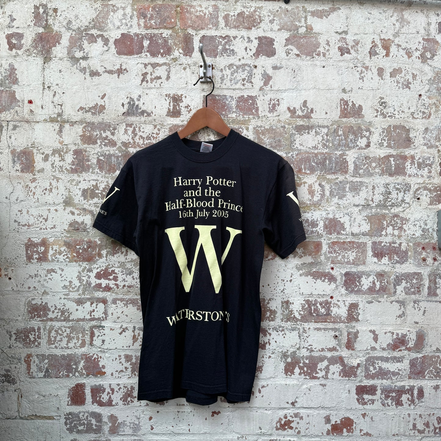 2000s Black Harry Potter Graphic T-Shirt