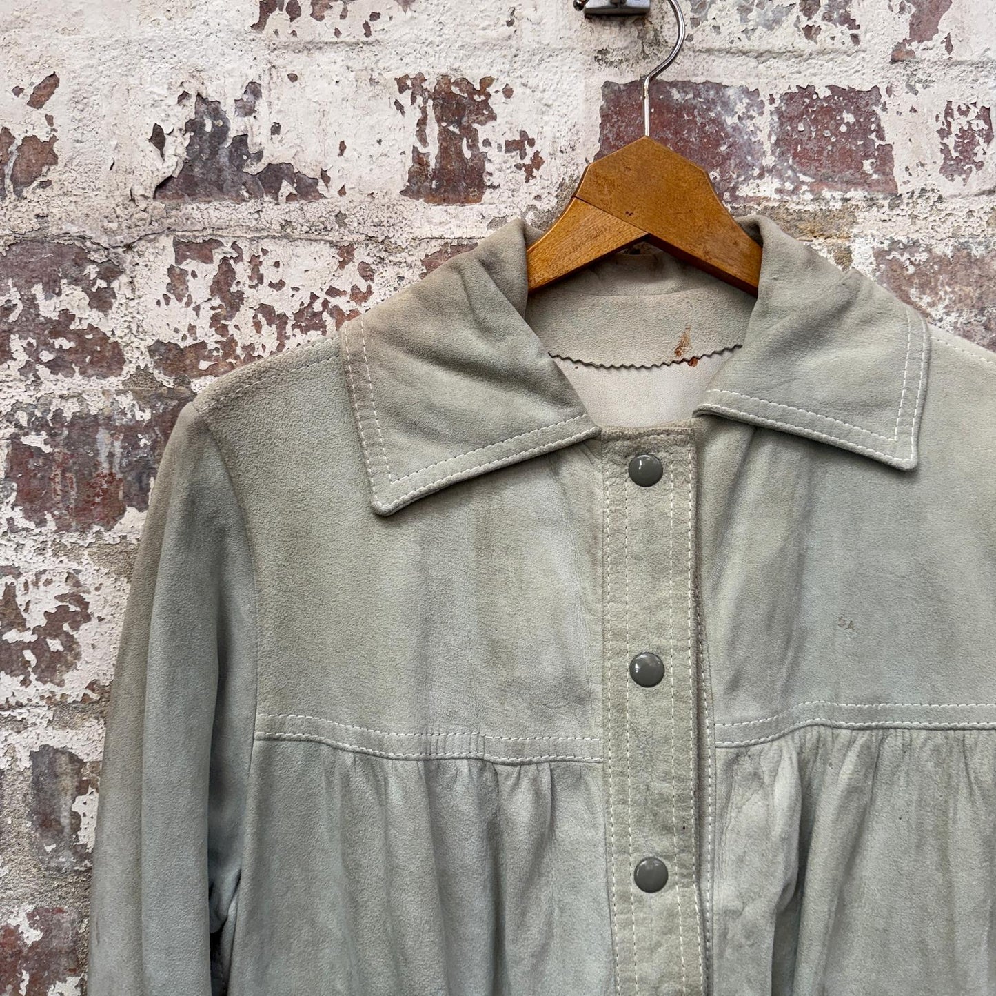 1970s Grey Suede Leather Pullover Shirt Jacket