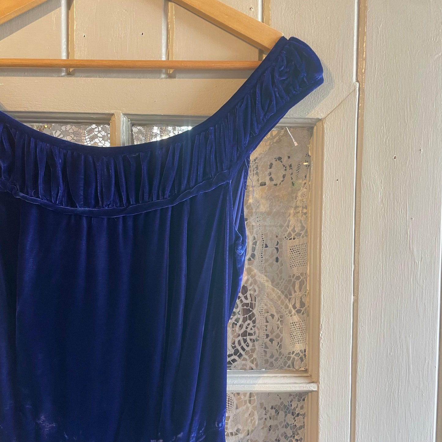 1960s Blue Crushed Velvet Evening Style Dress