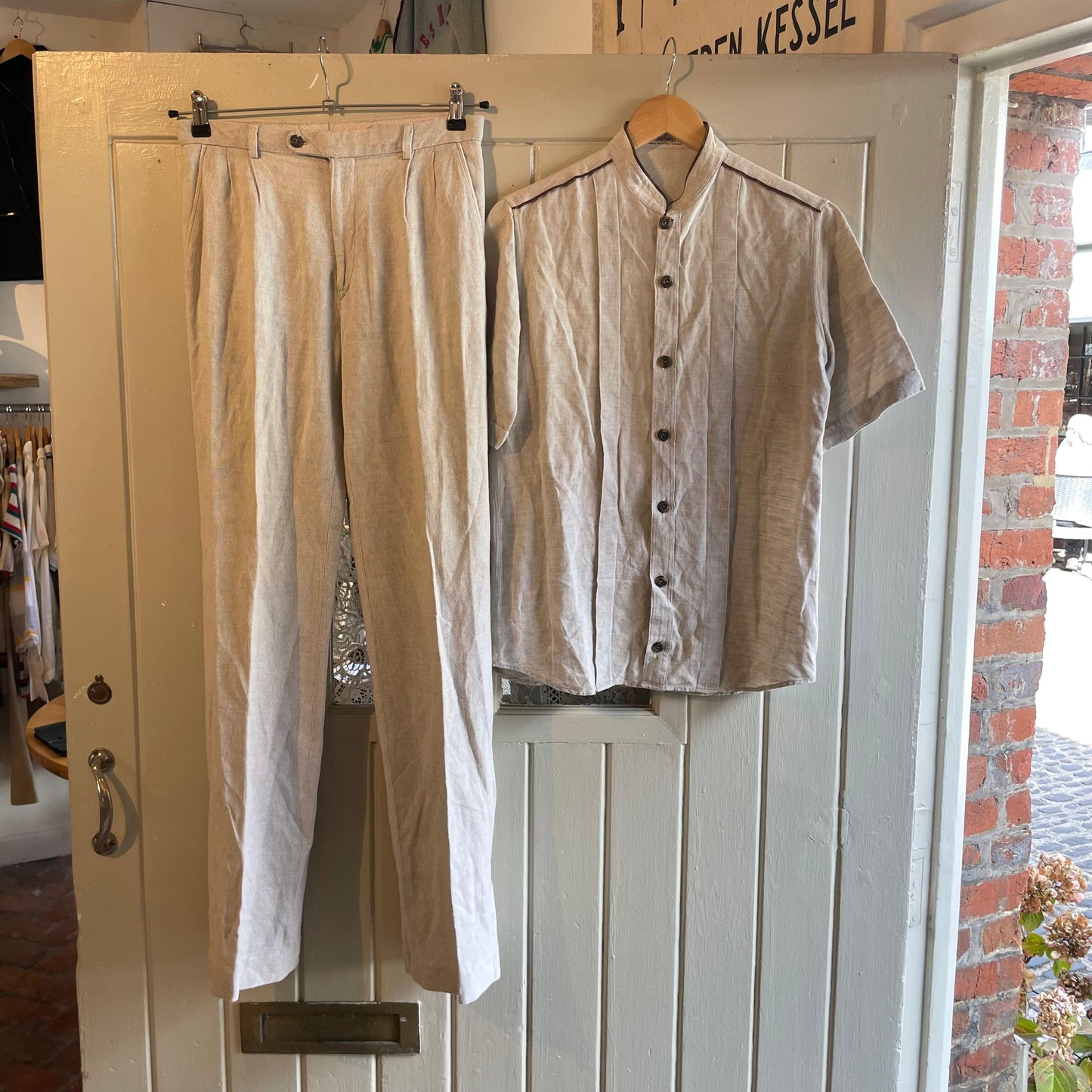 1970s Linen Button Two Piece Italian Suit