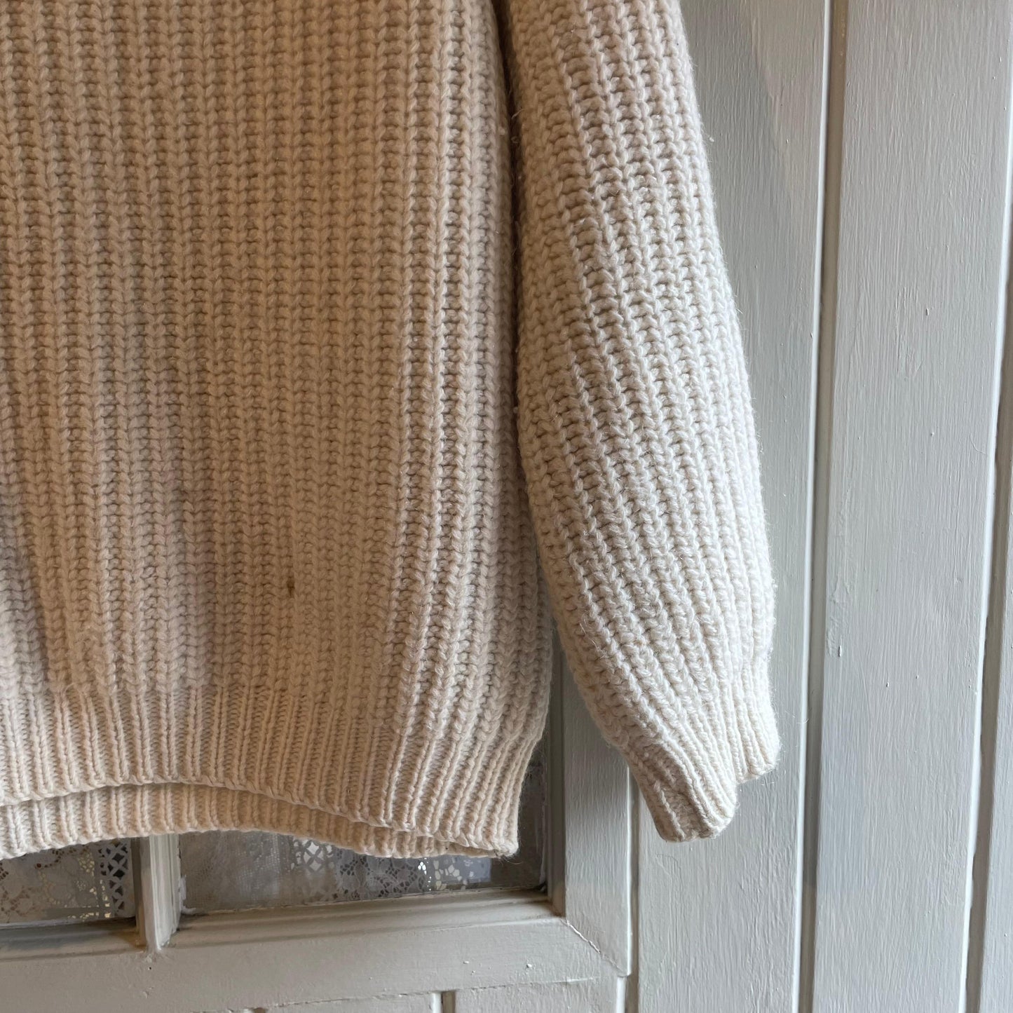 1970s Cream British Ribbed Knitted Wool Jumper
