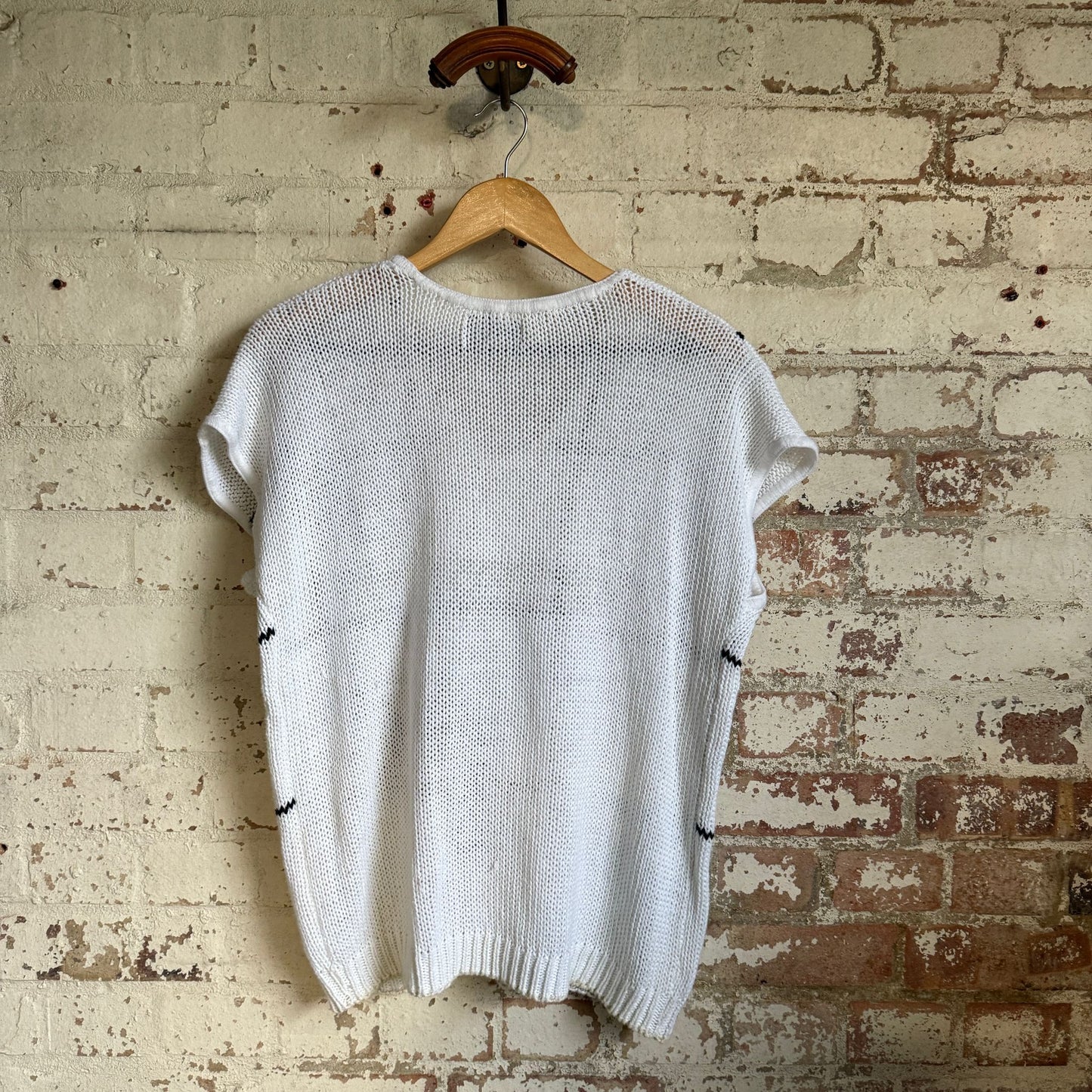 1980s White Knitted Short Sleeve Snail Sweater