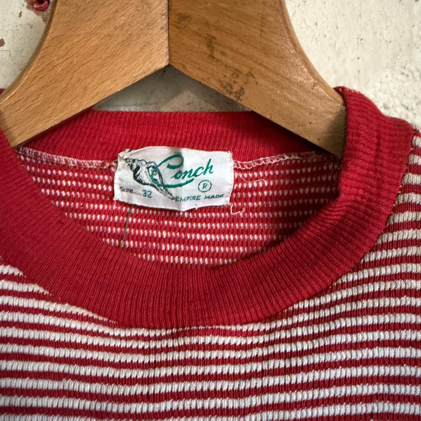 1960s Red Cropped Short-Sleeve Sweater Top