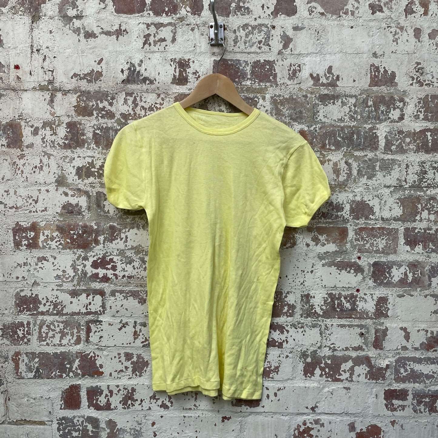 Vintage 1970s 1980s Yellow Blank T-Shirt Top