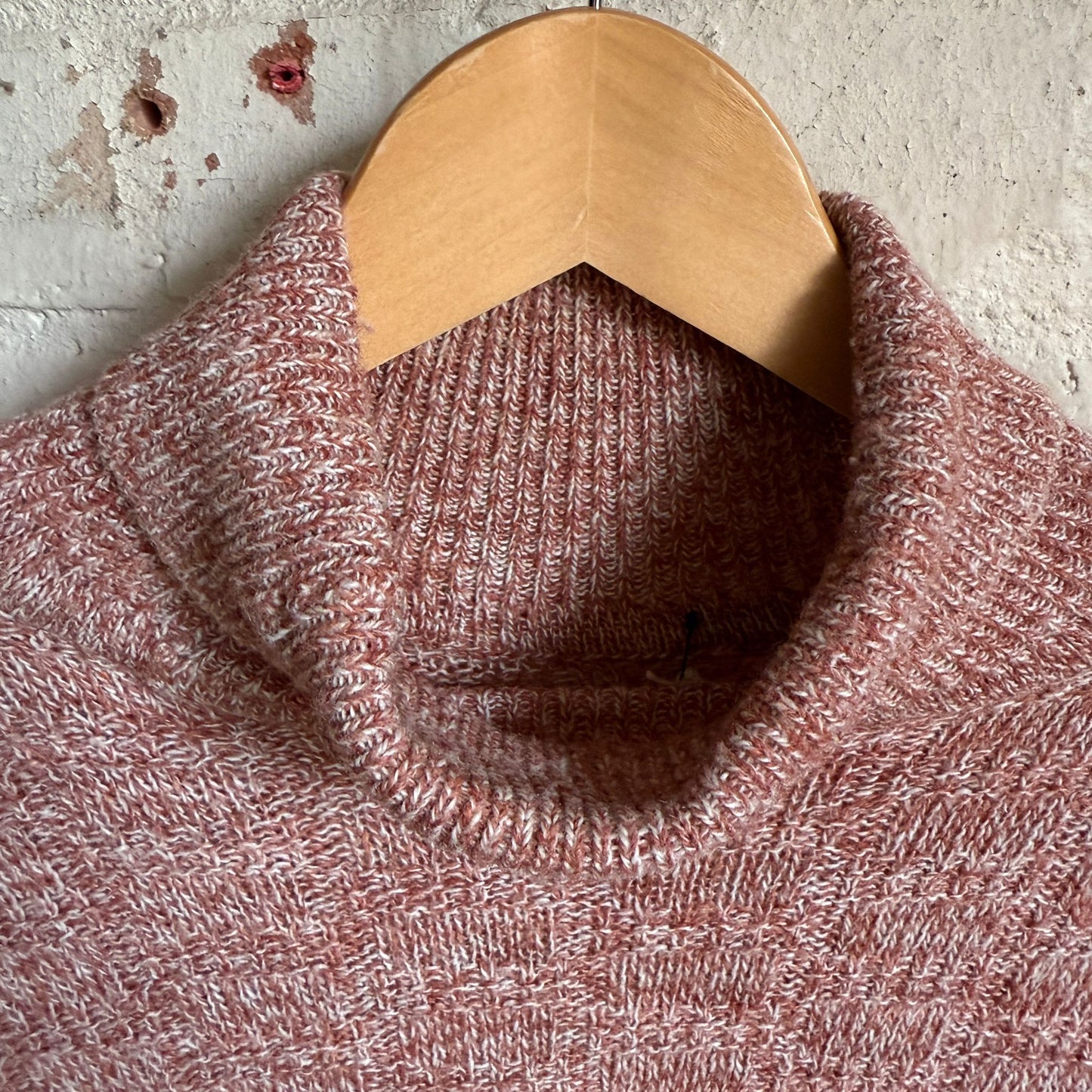 1970s Beige Turtleneck Knitted Jumper