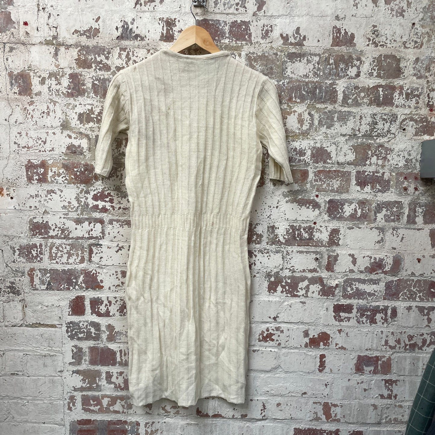 Vintage 1970s 1980s Cream Ribbed Knitted Dress