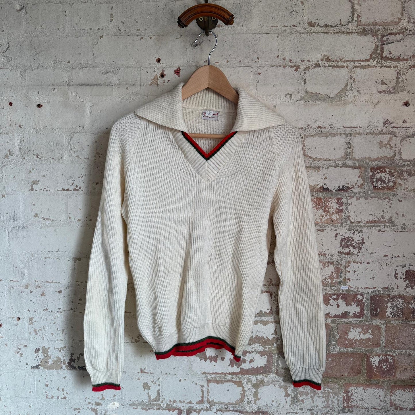 1950s Cream V-Neck British Wool Knitted Jumper