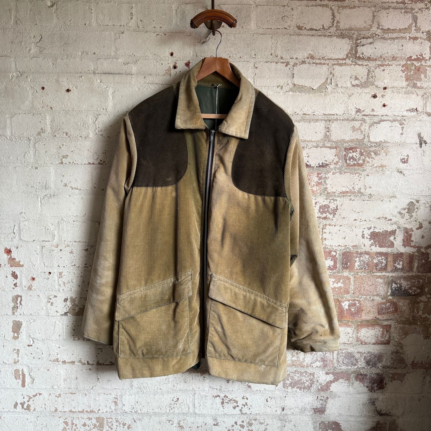 1970s Beige Corduroy Hunting British Jacket
