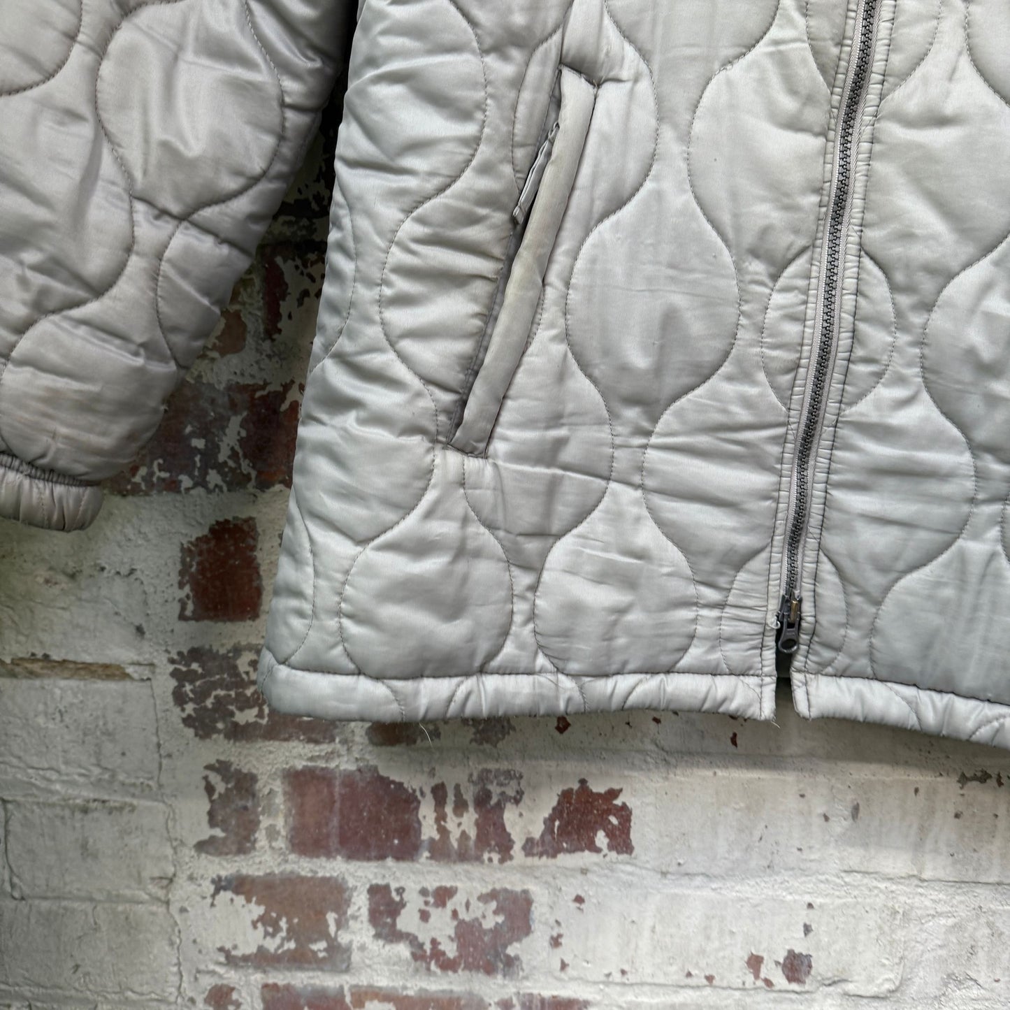 2000s Grey Quilted Nike Jacket