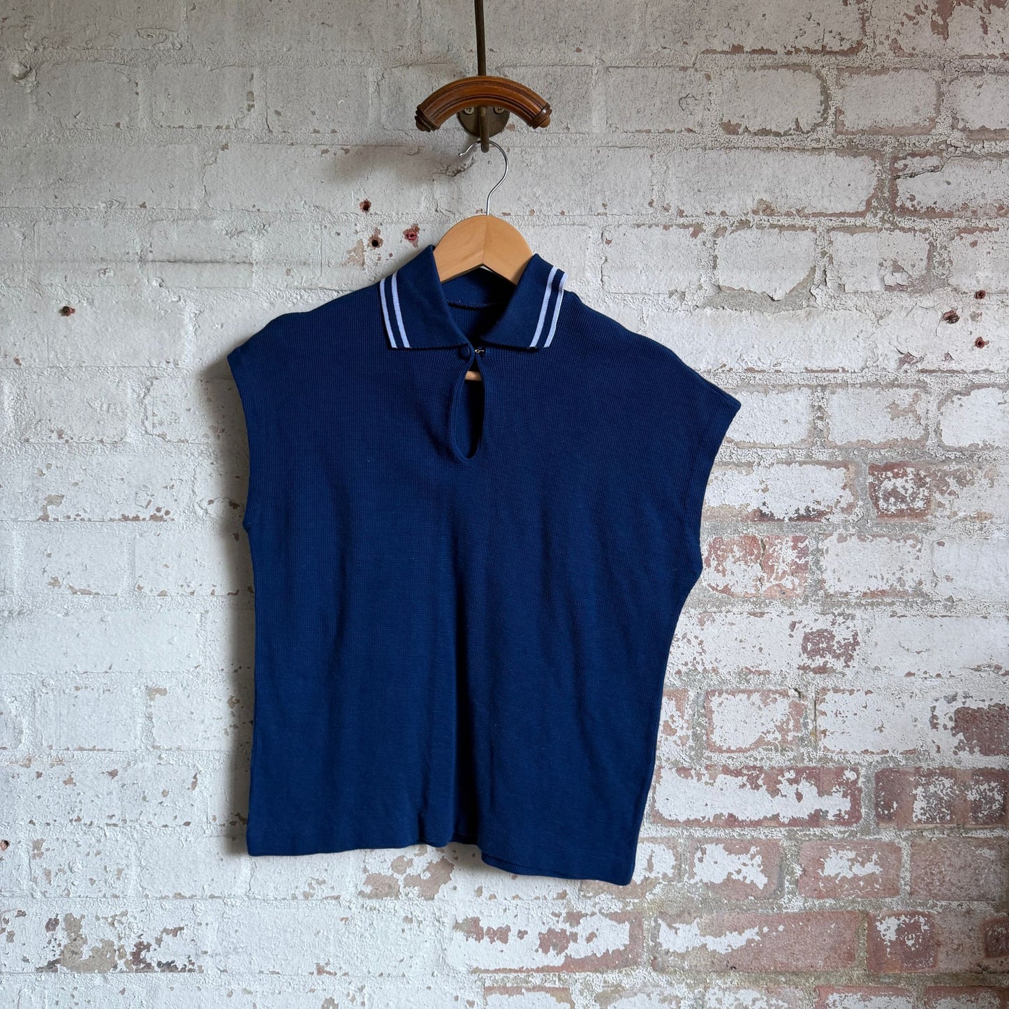 1960s Blue Unusual Sleeveless Knitted Shirt