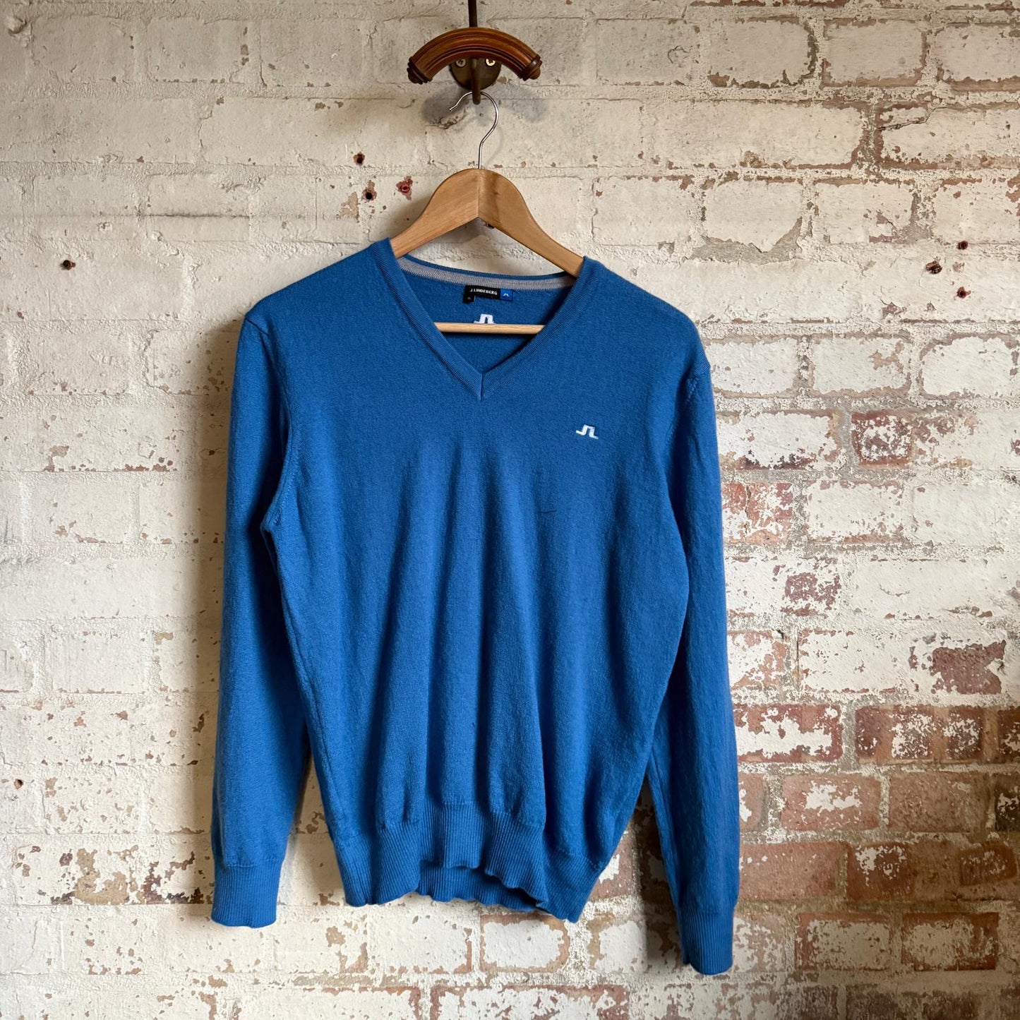 Blue J Lindenberg V-Neck Knitted Golf Jumper